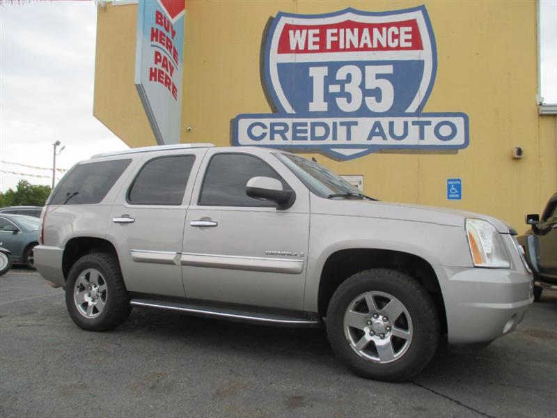 GMC Yukon Denali AWD 2007 GMC Yukon Denali AWD 2007
