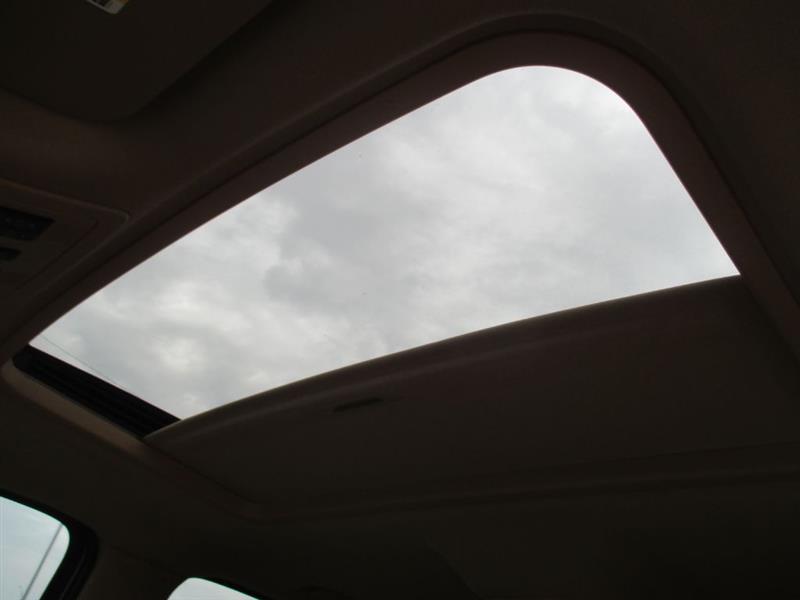 GMC Yukon Denali AWD 2007 GMC Yukon Denali AWD 2007
