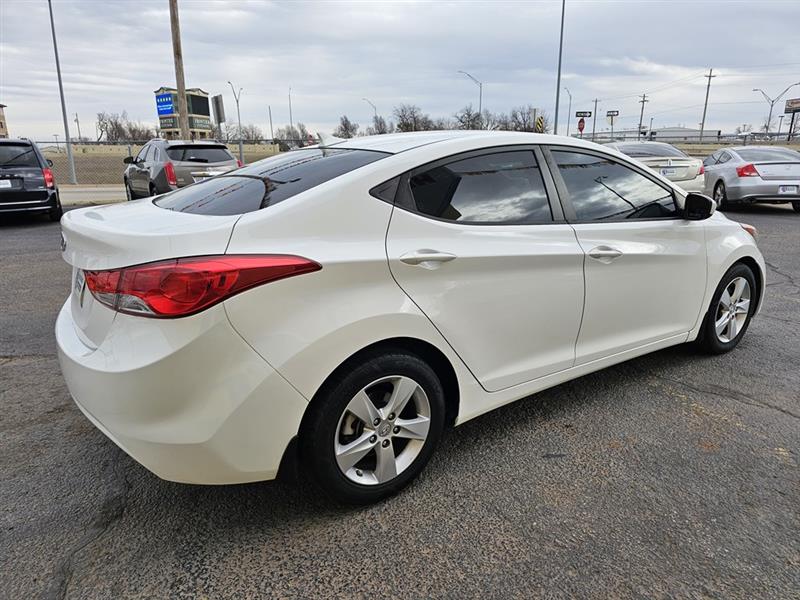 Hyundai Elantra  2013 Hyundai Elantra  2013