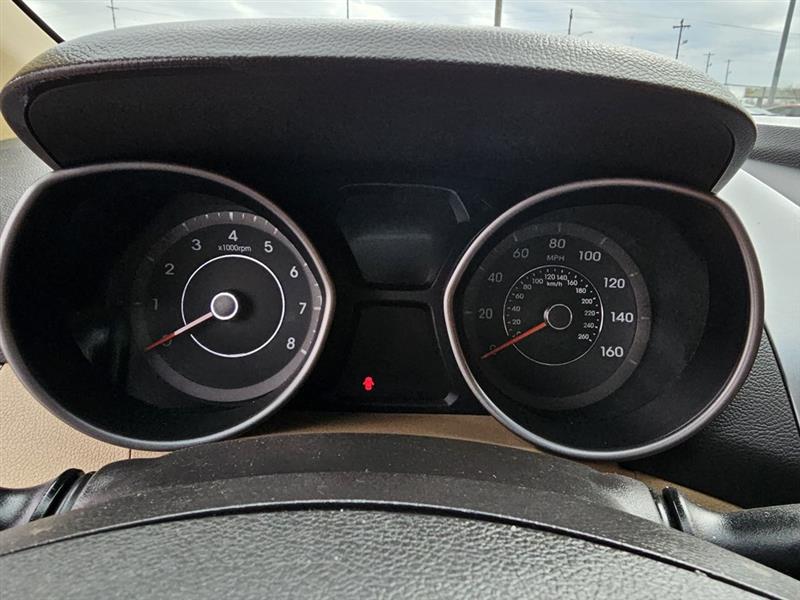 Hyundai Elantra  2013 Hyundai Elantra  2013