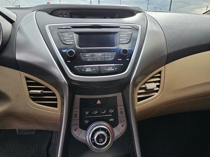 Hyundai Elantra  2013 Hyundai Elantra  2013