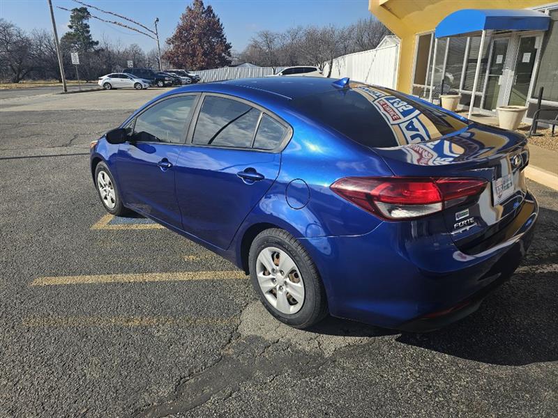 Kia Forte LX 6A 2017