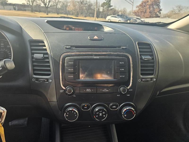 Kia Forte LX 6A 2017