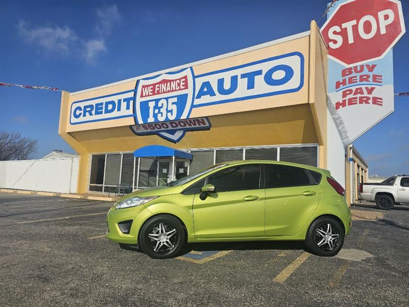 2013 Ford Fiesta SE Hatchback 405-591-2214 CALL NOW--TEXT Below24/7