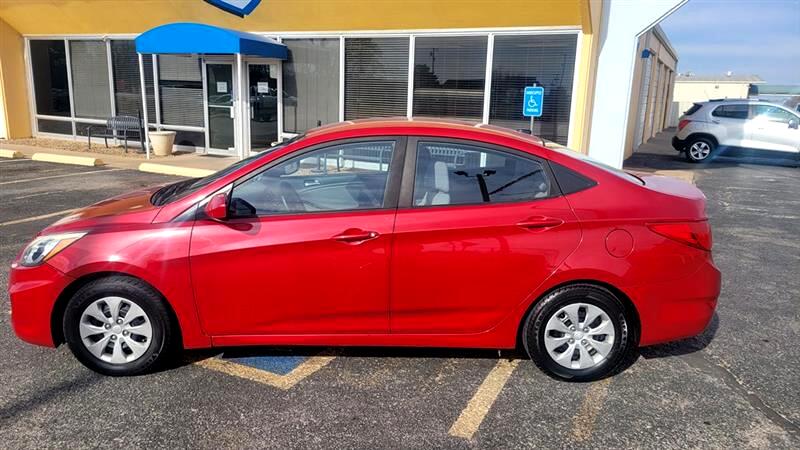 Hyundai Accent SE 4-Door 6A 2016