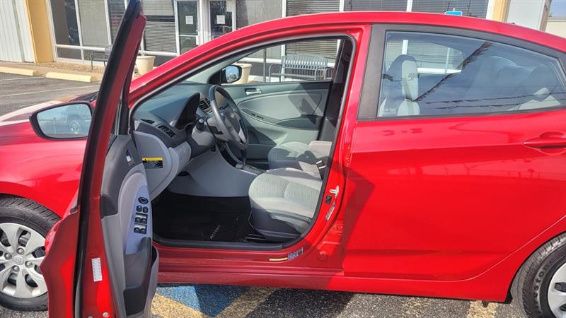 Hyundai Accent  2016