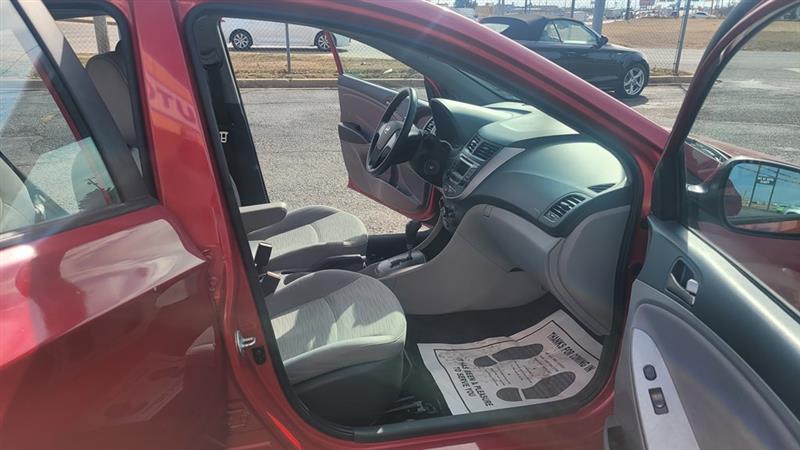 Hyundai Accent  2016