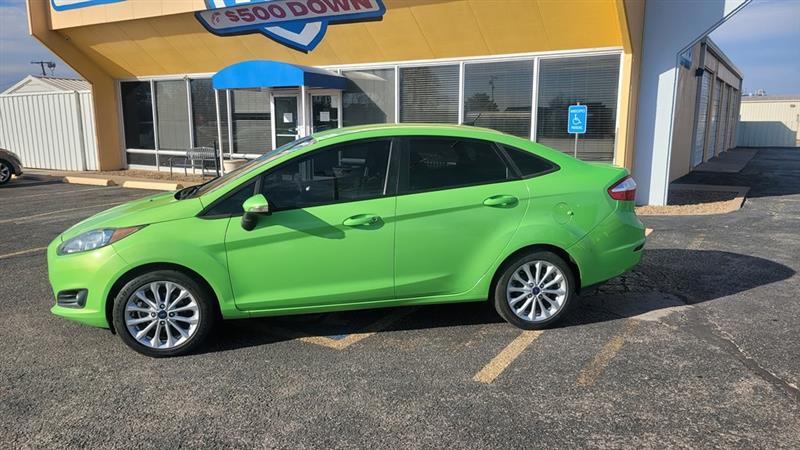 Ford Fiesta SE Sedan 2014