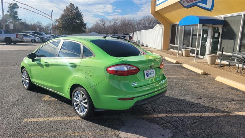 Ford Fiesta SE Sedan 2014