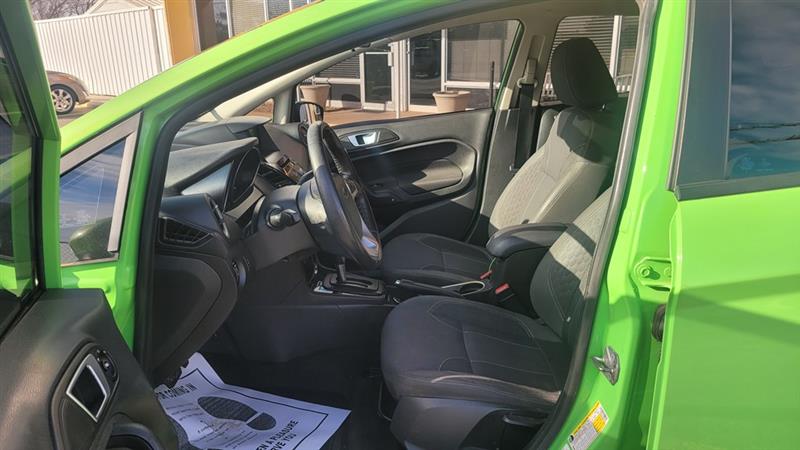 Ford Fiesta SE Sedan 2014