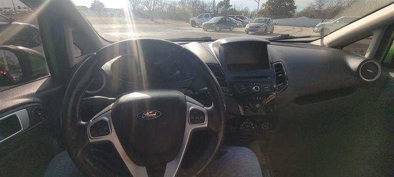 Ford Fiesta SE Sedan 2014