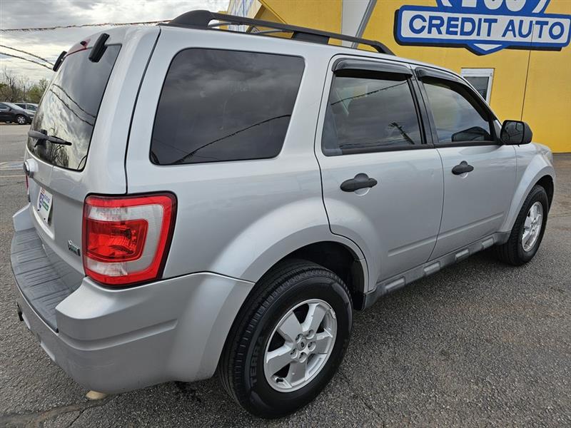 Ford Escape XLS FWD 2012