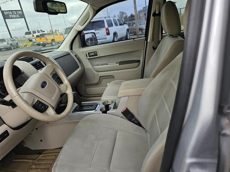 Ford Escape XLS FWD 2012