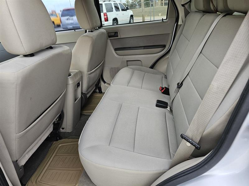 Ford Escape XLS FWD 2012