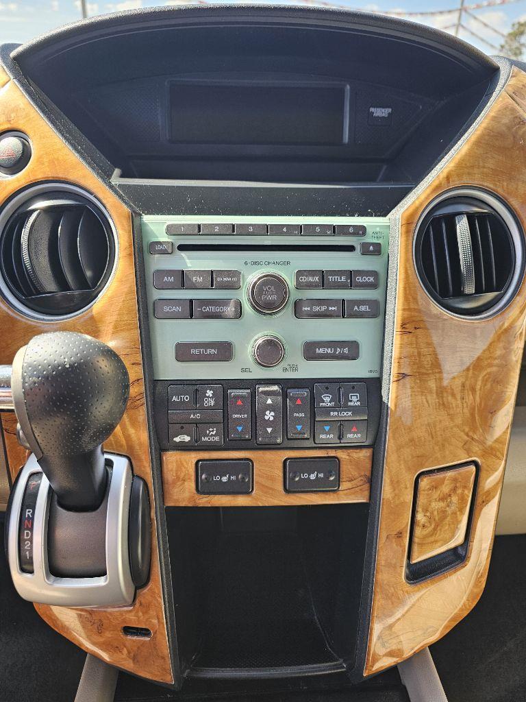 Honda Pilot EX-L 2WD 5-Spd AT 2011