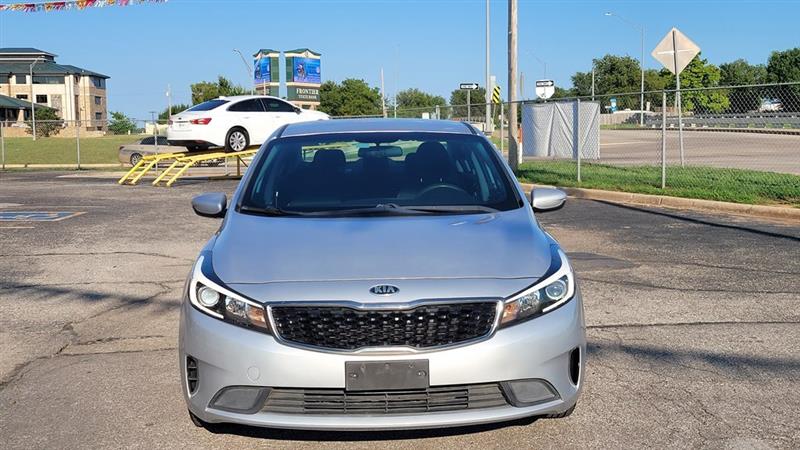 Kia Forte LX 6A 2017