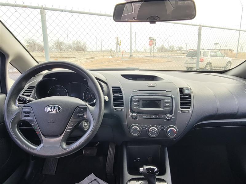 Kia Forte LX 6A 2017