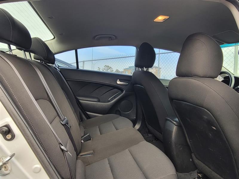 Kia Forte LX 6A 2017