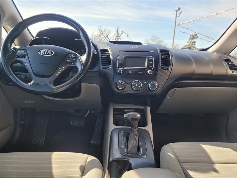 Kia Forte 5-Door  2014