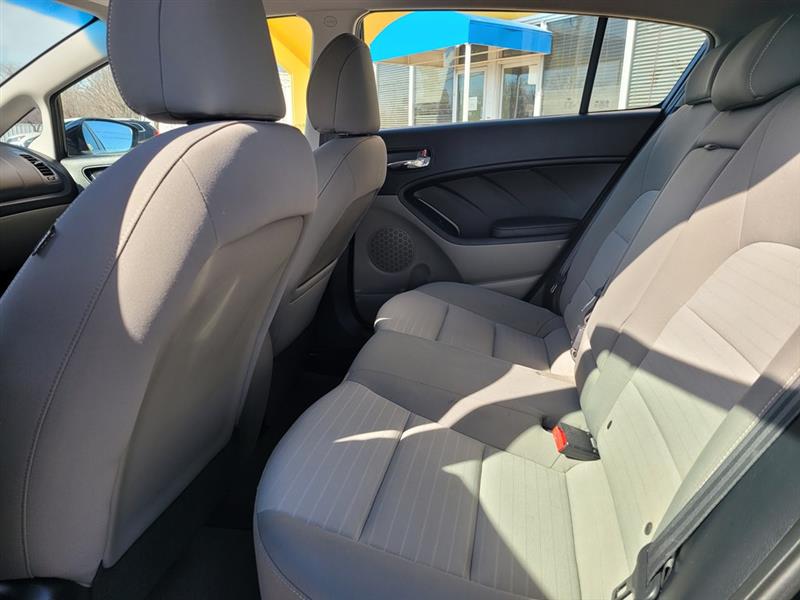 Kia Forte 5-Door  2014