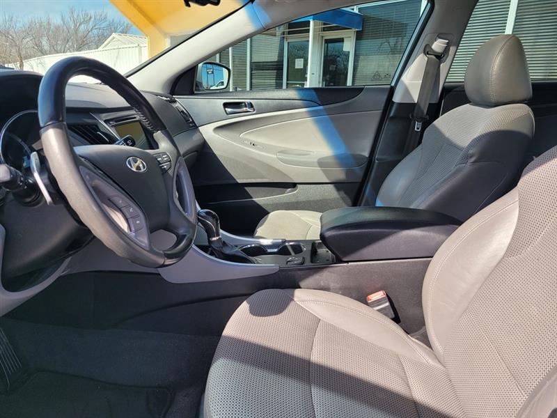 Hyundai Sonata  2013