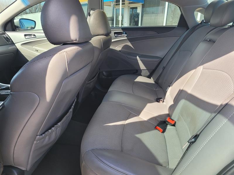 Hyundai Sonata  2013