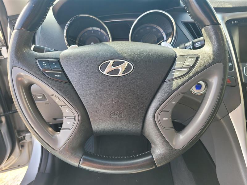 Hyundai Sonata  2013