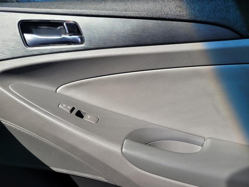 Hyundai Sonata  2013