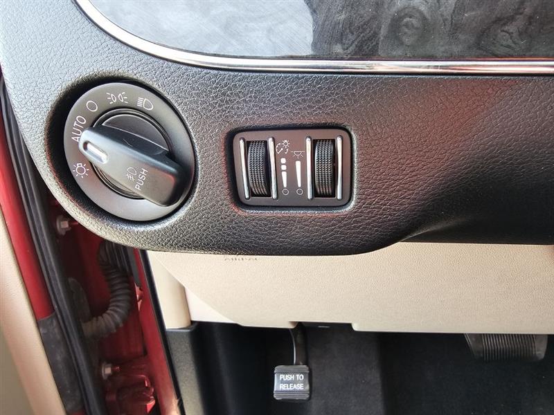 Chrysler Town & Country Touring 2014