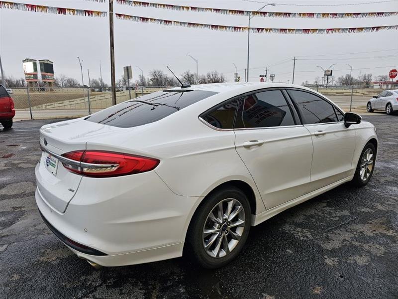Ford Fusion SE 2017
