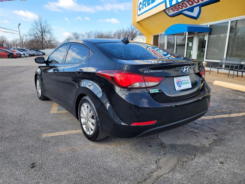 Hyundai Elantra  2016