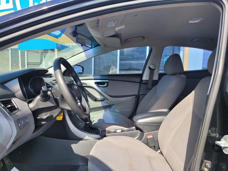 Hyundai Elantra  2016