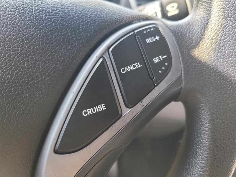 Hyundai Elantra  2016