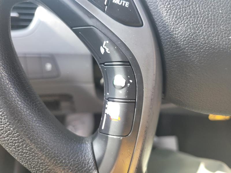 Hyundai Elantra  2016