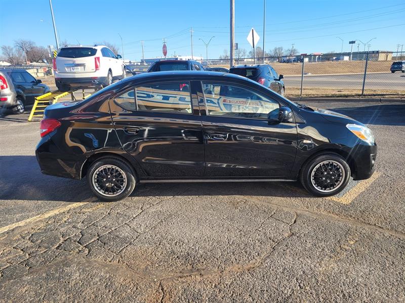 Mitsubishi Mirage G4 ES 5M 2020