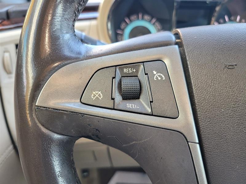 Buick LaCrosse  2011