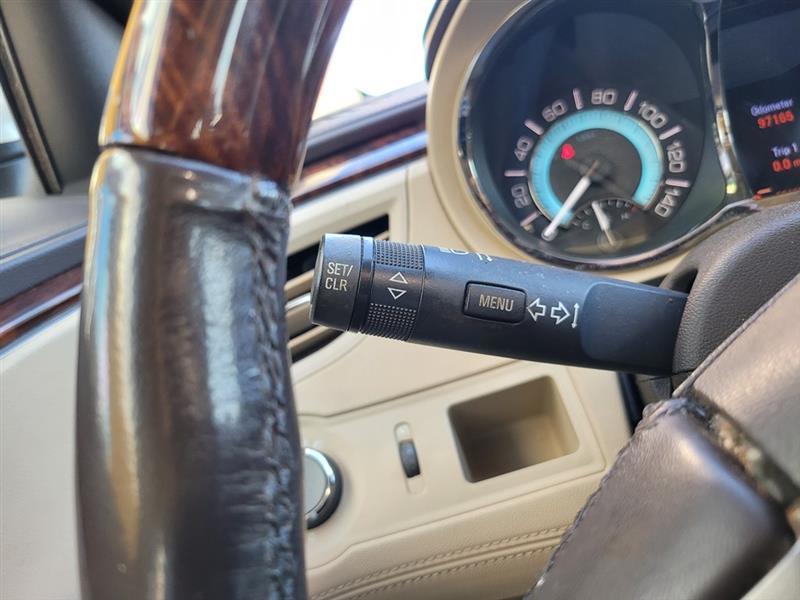 Buick LaCrosse  2011