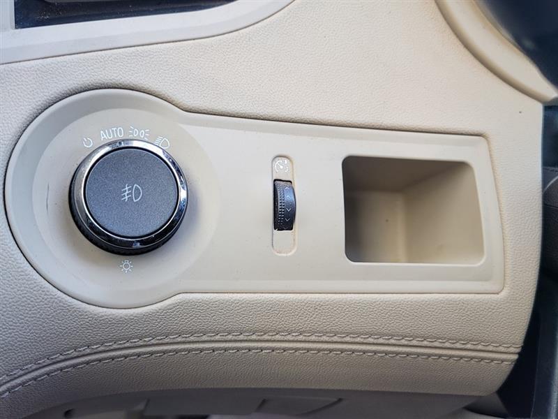 Buick LaCrosse  2011