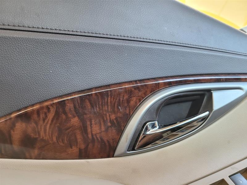 Buick LaCrosse  2011