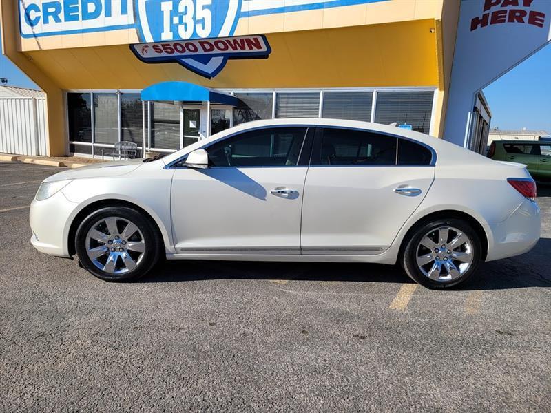 Buick LaCrosse  2011