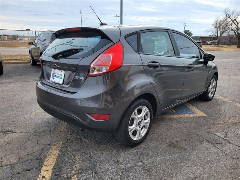 Ford Fiesta SE Hatchback 2016