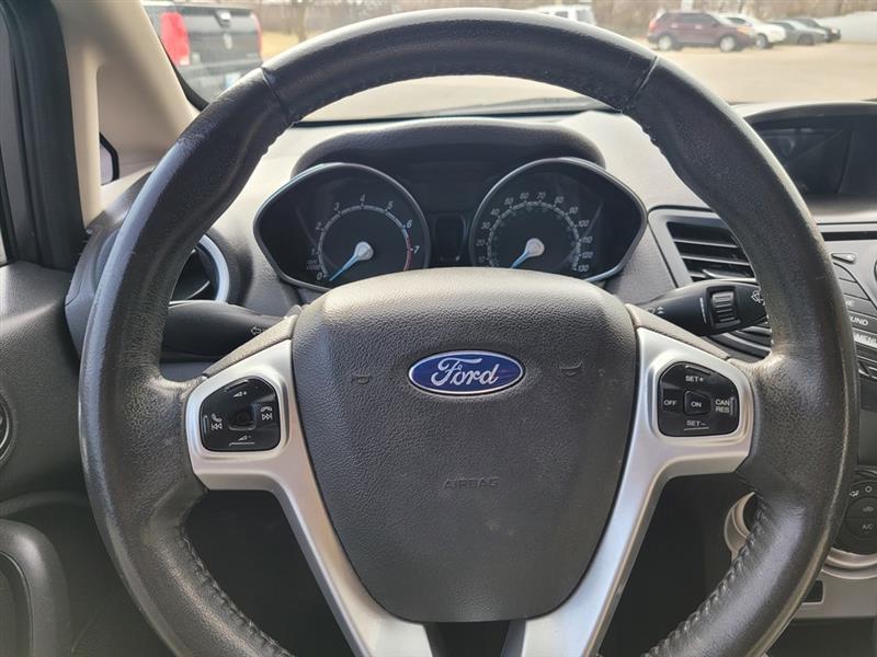 Ford Fiesta SE Hatchback 2016