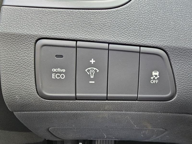 Hyundai Elantra GLS M/T 2014