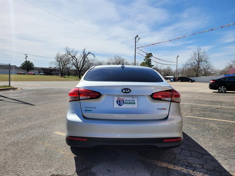 Kia Forte LX 6M 2018