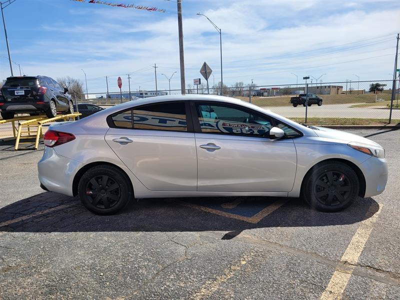 Kia Forte LX 6M 2018