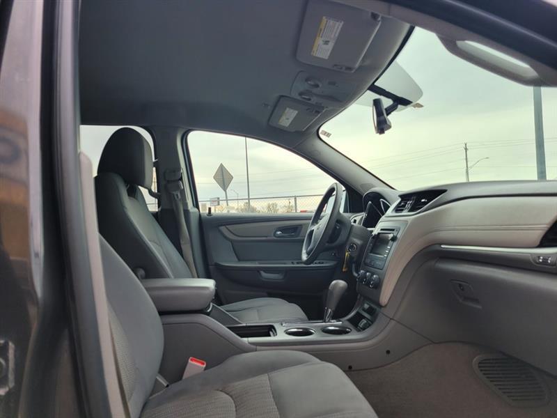 Chevrolet Traverse LS AWD w/PDC 2017