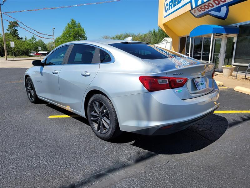 Chevrolet Malibu  2016