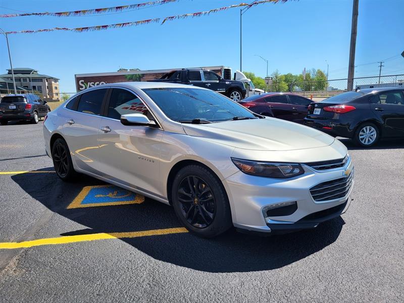 Chevrolet Malibu  2016