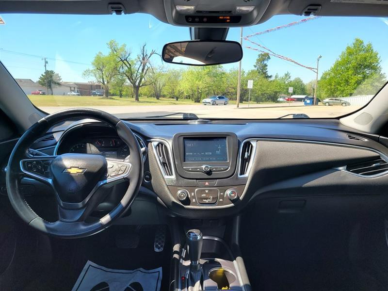 Chevrolet Malibu  2016