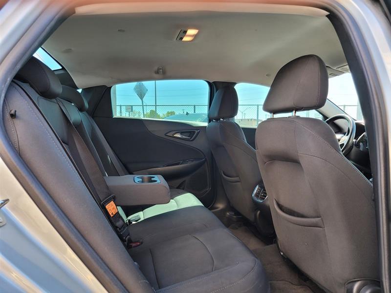 Chevrolet Malibu  2016